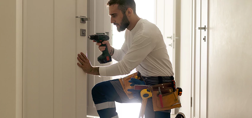 Mailbox Lock Installation Expert in Avocado Heights, California